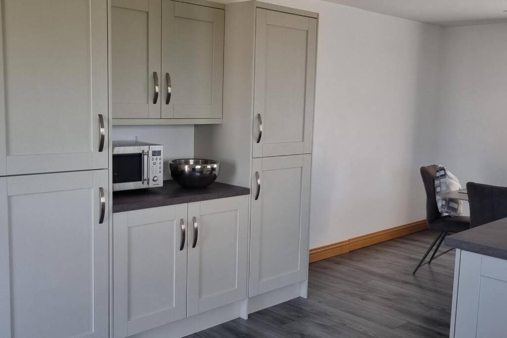 Grace's Place With Hot Tub & Games Holiday home *