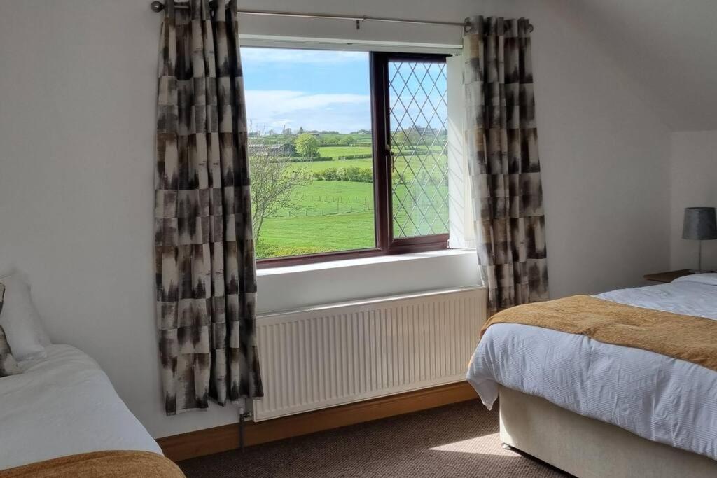 Holiday home Grace's Place With Hot Tub & Games Carrickfergus